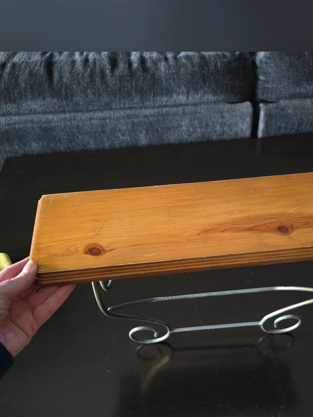 Metal Scroll Wall Rack in Aged Brass - Home Wall Decor